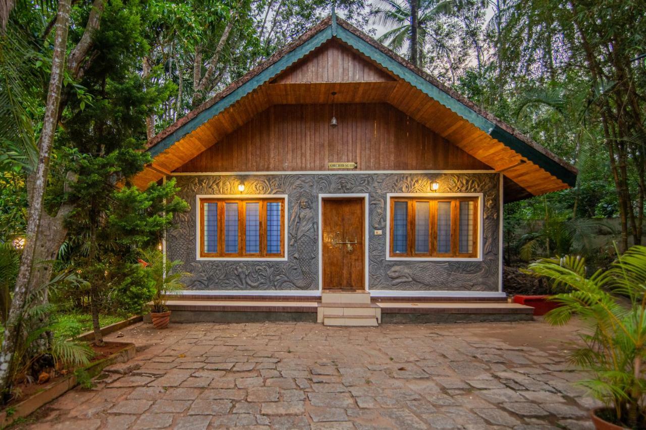 Orchid Trails Resort Sultan Bathery Bagian luar foto