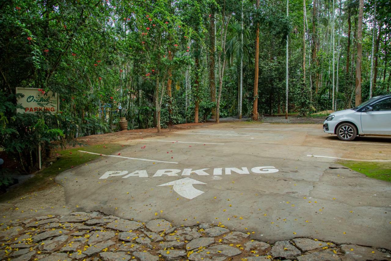 Orchid Trails Resort Sultan Bathery Bagian luar foto