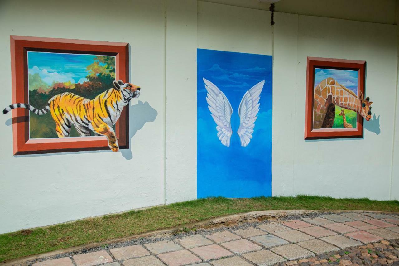 Orchid Trails Resort Sultan Bathery Bagian luar foto