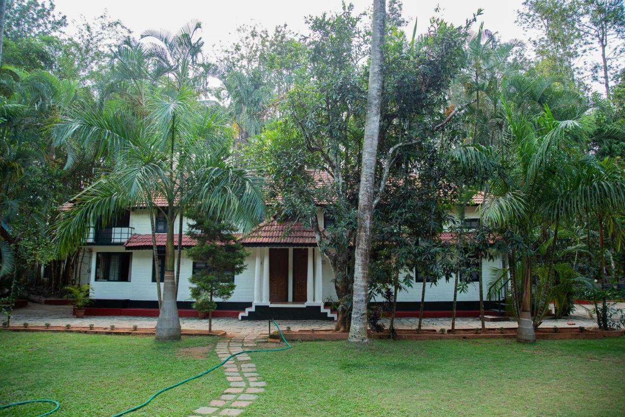 Orchid Trails Resort Sultan Bathery Bagian luar foto