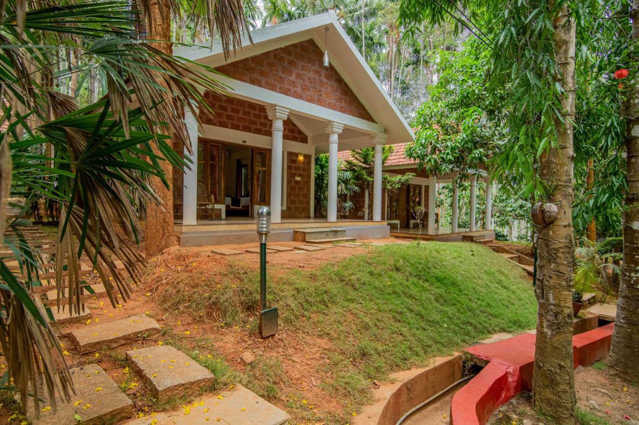 Orchid Trails Resort Sultan Bathery Bagian luar foto